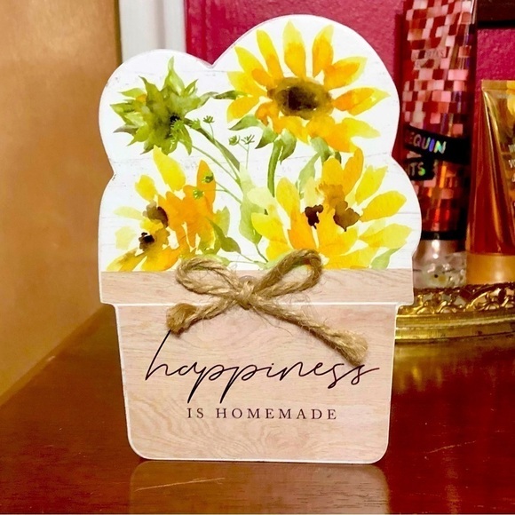 Home Decor Happiness is Homemade NWOT - Picture 1 of 3
